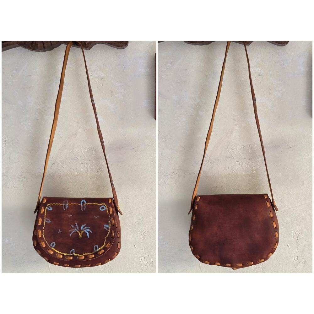 VTG 70s Hand Tooled Painted 100% Leather Saddle Bag Shoulder Purse Boho Hippie - Picture 3 of 14